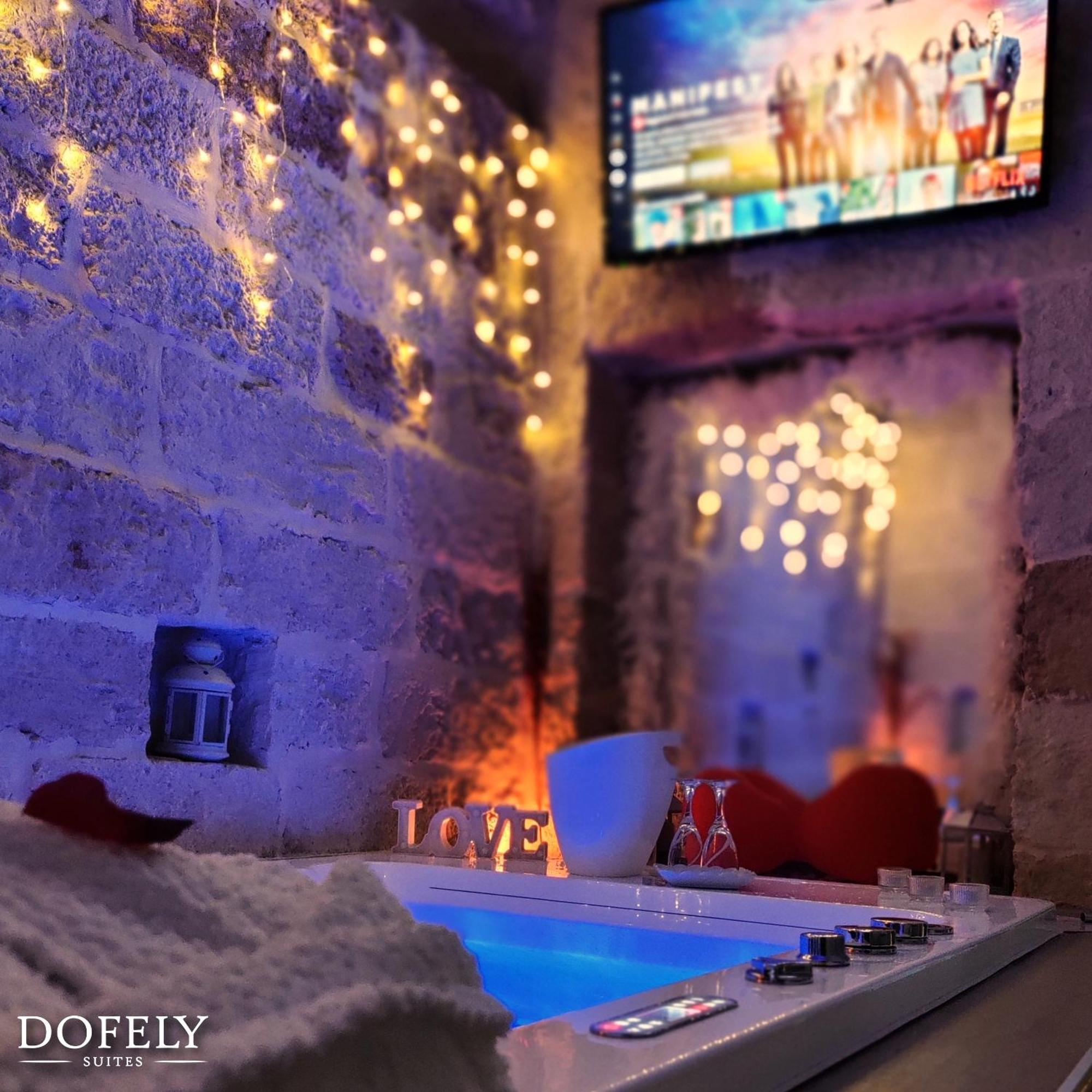 Dofely - Suite By The Sea Полиньяно-а-Маре Экстерьер фото